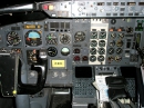 Old Boeing 737 cockpit